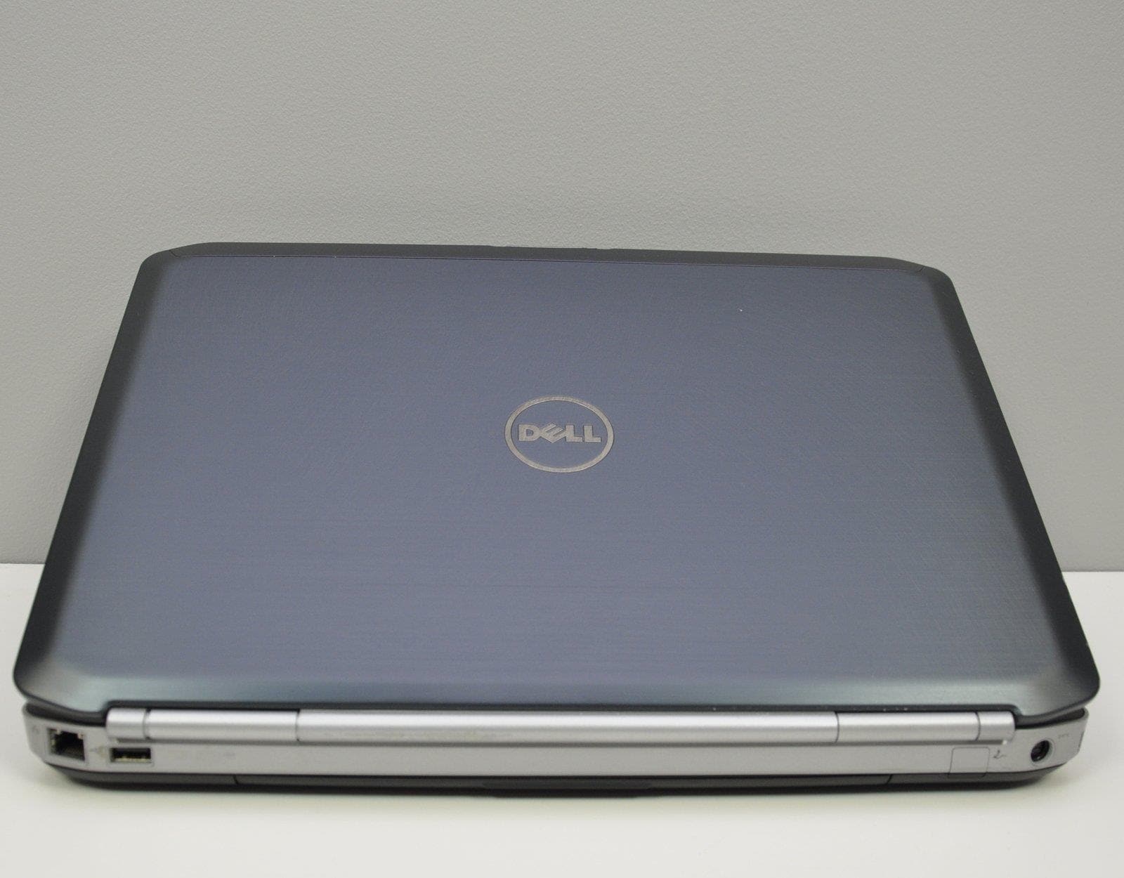Laptop Dell Latitude E6320 i5 - 2 generacji / 8 GB / 320 GB HDD / 13,3 HD / Klasa A - 6