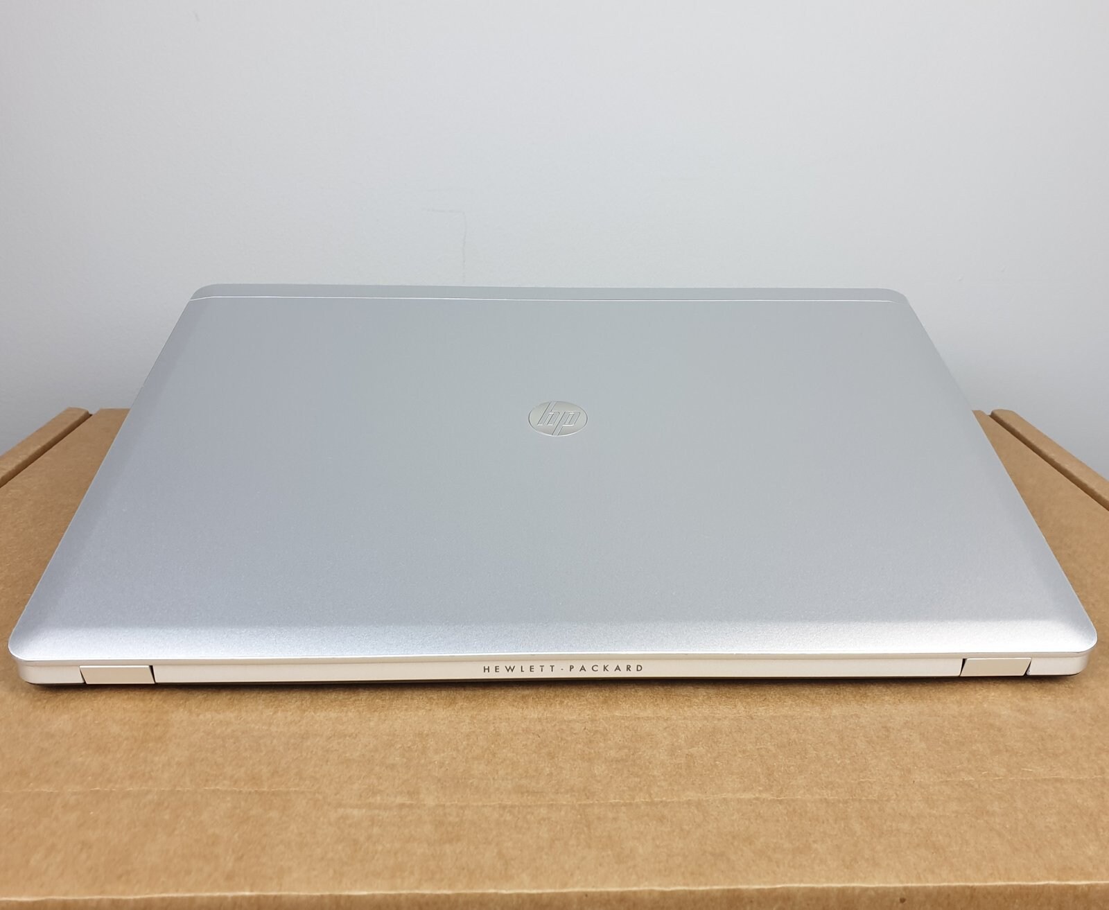 Laptop HP Elitebook Folio 9480m i5 - 4 generacji / 16GB / 240GB SSD / 14 HD / Klasa A - 6