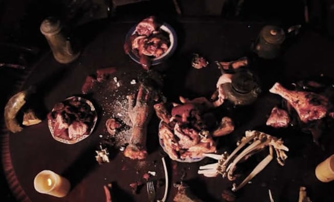 The newest Resident Evil 7 trailer welcomes you