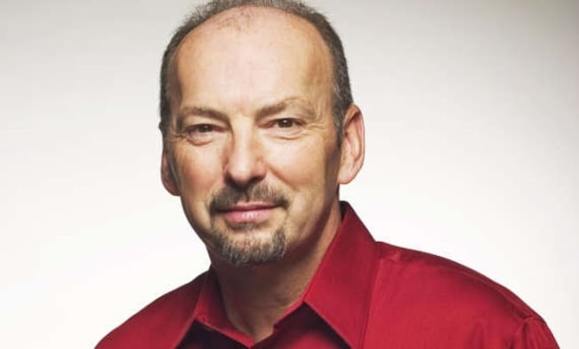 Peter Moore leaves EA to join LFC