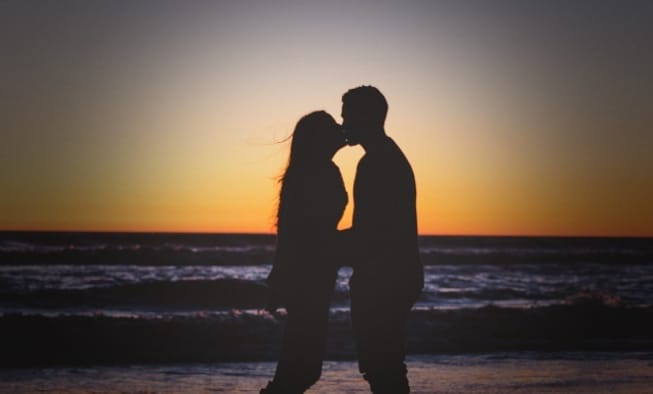 Level Up Your Dating Game: Comparing Tinder Plus, Gold and Platinium